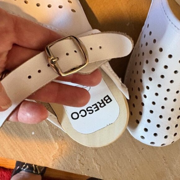 New Bresco Swedish White Perforated Leather Alder Wood Clogs 38 / 7-8 US - Picture 8 of 9